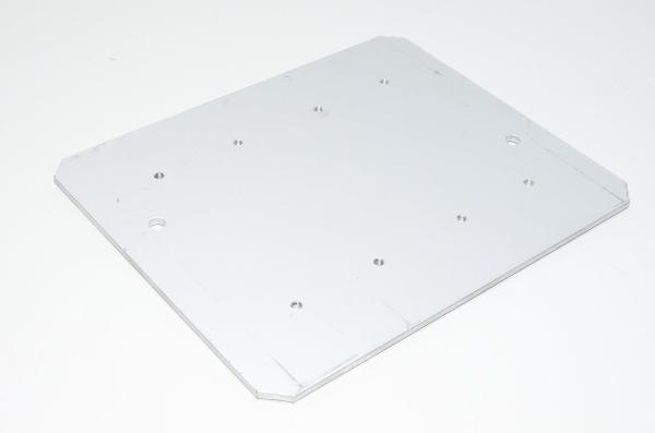 Alumiininen kytkinpaneeli 220x180x4mm jossa 2x 7,3mm ja 8x M6 reiät