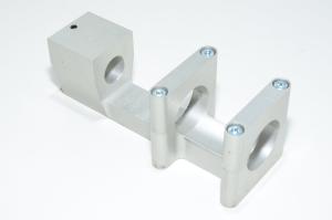 Alumiininen työkalupidin 20mm akselille 2 pitimellä 33...35mm työkaluille
