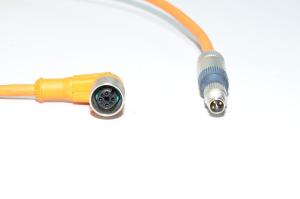 Anturikaapeli IFM E10304 jossa valettu muovinen kulmamallin A-koodattu suojaamaton 4-pin naaras M12 + Harting Harax M8-S 21 01 130 4061 3pin uros M8 anturiliittimet