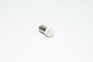 BA9S lämmin valkoinen Super Flux 7.6x7.6mm 3-6VDC LED *uusi*