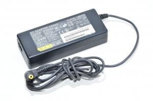 19VDC 3,16A 60W output, 100-240VAC 1,2-0,6A input Fujitsu FMV-AC312 switching mode power supply, 5,5x2,1-2,5mm DC plug