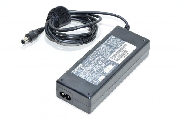 15VDC 5A 75W output, 100-240VAC input Toshiba PA3283U-1ACA switching mode power supply, 6,5x2,5-3mm DC plug with center pin