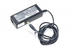 18,5VDC 3,5A 65W ulostulo, 100-240VAC 1,7A sisääntulo HP 239427-003 hakkurivirtalähde, 4,8x1,5-1,7mm DC plugi