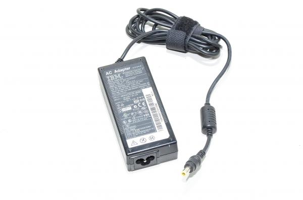 16VDC 4,5A 72W ulostulo, 100-240VAC 1-0,4A sisääntulo IBM 08K8207 hakkurivirtalähde, 5,5x2,1-2,5mm DC plugi
