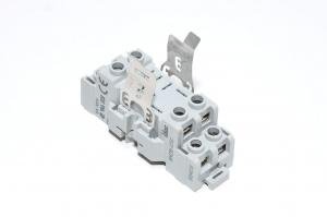 Idec SH2B-05C + SFA-202 relekanta DIN kisko asennettava RH2B relemoduuleille