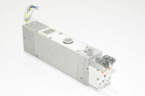 SMC ZL112-K15MOZ-EB65L multistage ejector with 1,2mm nozzle, 24VDC solenoid valve operated suction and blow-out, ZSE4B digital vacuum pressure switch