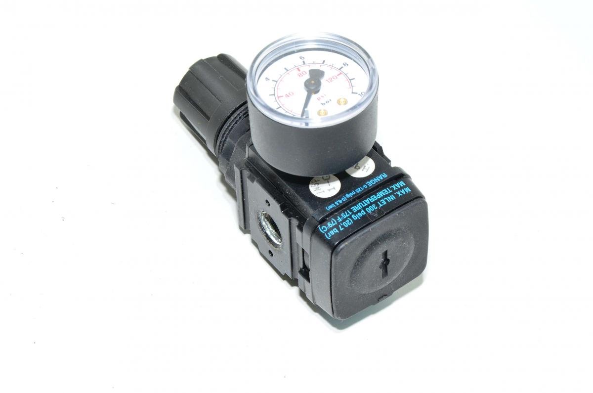 Wilkerson R08C2F000 relieving compressed air regulator unit with