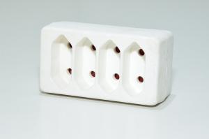 Schuco to 4x EUR CEE 7/16 C pistorasian haaroitusadapteri