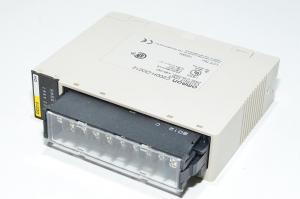 Omron Sysmac C200H-OD217 16x output unit with transistor outputs 24VDC 0.3A NPN
