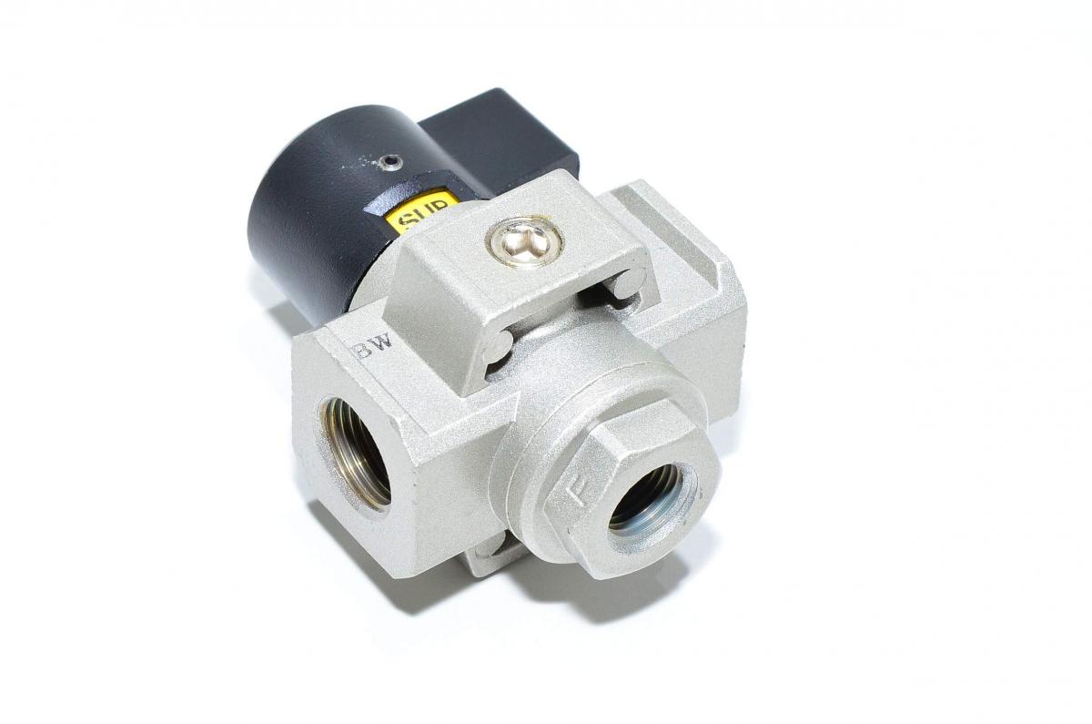 SMC EVHS3000F03 residual pressure exhaust 3port manual valve G3/8" *new*