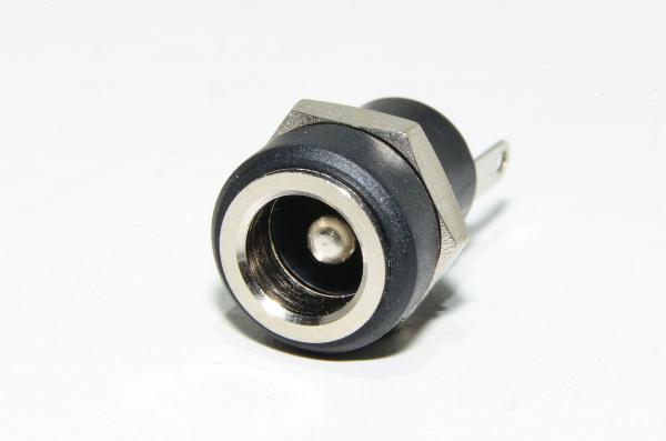 Multicomp MJ-15SR 5,5x2,5mm panel mounted DC socket (DC jack) with M8x0.75 RH outer thread 0.5A *new*