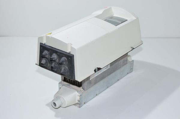 ABB compact type ACS401-0006-3-5 code 63999474 6-pulssitasasuuntaava taajuusmuuttaja, 3~, 4kW, 380-480VAC, 0-250Hz + EMI/RFI suodin