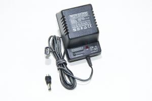 3-12VDC 0,11-0,38A 14,2W ulostulo, 230VAC sisääntulo Trefzer-Electronic MW500GS säädettävä muuntaja virtalähde, vaihdettava 5,5x2,5mm DC plugi