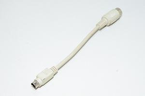 6pin uros MiniDIN - 5pin naaras 180° 5pin DIN valkoinen adaptorikaapeli vanhan näppäimistön liittämiseen DIN liittimellä PS/2 MiniDIN liittimeen