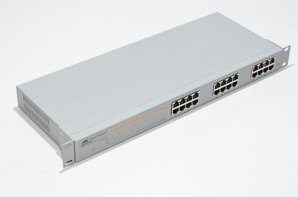 Allied Telesyn AT-FS705L Switch Fast Ethernet 5 porte 10Base-T - Grado A