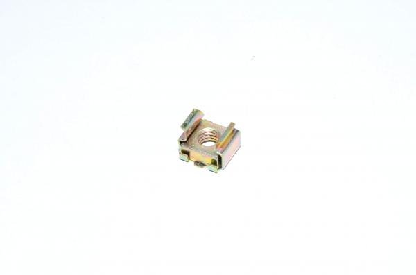 M6x1 RH 13x13mm korimutteri 2,1mm paksulle paneelille *uusi*