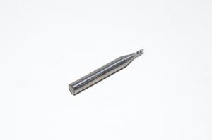 2x6x6x50mm-17°/45°-3T 2mm, 3-leikkuinen, 6mm varsi, 45° kirteen nousukulma, 17° etukulma,  päällystämätön sintrattu täyskarbidi poraava tappijyrsinterä 50mm kokonaispituudella *uusi*