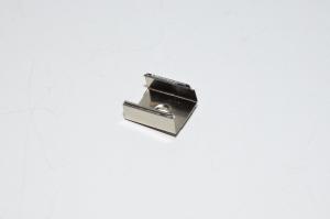 SS-AL-PR-BRACKET-4 teräksinen asennuskiinnike SS2122, SS7042, SS7071 ja SS9075 alumiinisiin LED nauhan asennusprofiileihin *uusi*