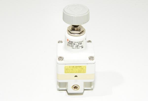 SMC IR2010-F02 precision regulator 0,005-0,4MPa