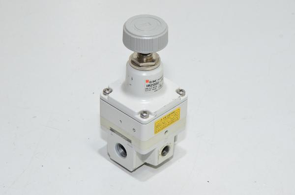 SMC IR2000-F02 tarkkuusregulaattori 0,005-0,2MPa