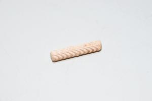 8x40mm fluted wooden dowel