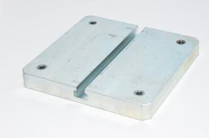 160x160x20mm steel jig table with T-slot and 4x 7mm mounting holes equipped with M12x1.25 threads for adjustment screws