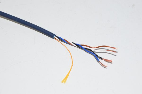 4x0,34mm² Cu teräksen sininen TPE ohjauskaapeli energiansiirtoketjuihin Igus Chainflex CF9.03.04.INI (metritavara) *uusi*
