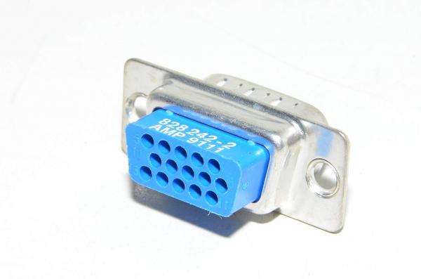AMP 828242-2 15pin uros HD-15 D-sub liitin puristettaville pinneille *uusi*