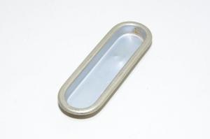 105x35x10mm Abloy vedin 402 ovaali kromiteräksinen upotettu uppovetokahva liukuoveen, selkeästi kolhiintunut yksilö