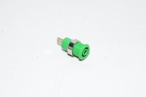 4mm vihreä paneeliasennettava eristetty turvabanaanipistoke Staübli SLB4-F/N-X 49.7044-25, M12x0.75mm, 1000V, 24A, CAT III *uusi*