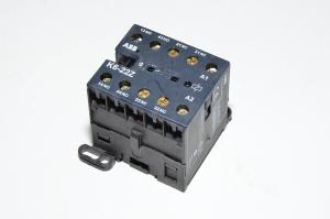 ABB K6-22Z-01 GJH1211001R0221 5A / 600VAC, 24VAC, 2x NC + 2x NO kontaktori