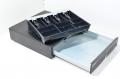 APG Cash Drawer VB030-6-BL1616-B5 musta solenoidiohjattu lukittava kassalaatikko shekkiaukolla, ei liitintä