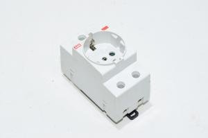 ABB M1173 16A 250V DIN-rail mounted earted CEE 7/3 schuko socket