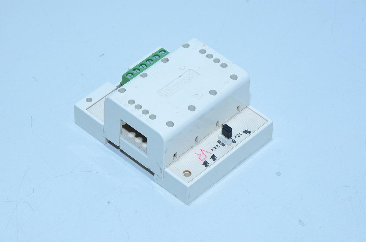 Comelit 1122/A DIN rail mountable relay 12/24VDC, SPDT 277VAC 10A