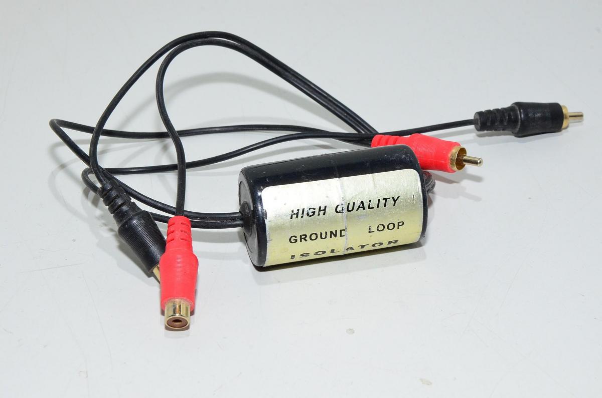 Galvanic isolator transformer for stereo audio signals, RCA inputs and