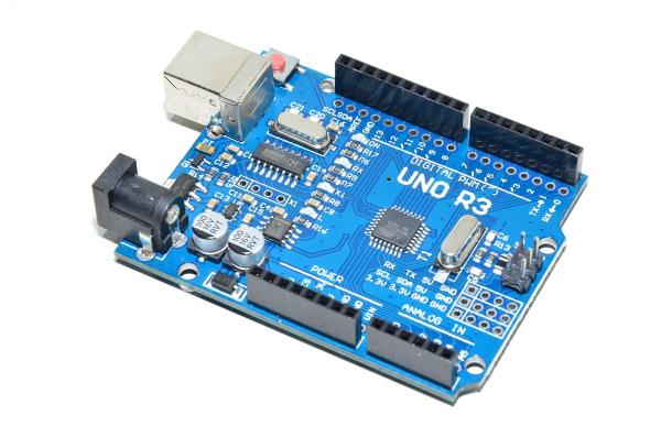 Arduino Uno R3 Atmel ATmega328P-AU + CH340Gkehitysalusta *uusi*
