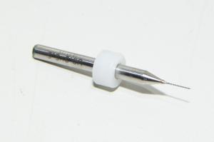 0,3x3,175x5,5mm 0,3mm 130° kovametallikierukkapora 3,175mm varrella *uusi*