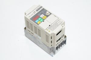 Omron VS mini J7 CIMR-J7AZB0P4 Compact general purpose inverter, input 200-240VAC 7,4A output 3~ 0-240VAC 3A 0-400Hz 400W *new*