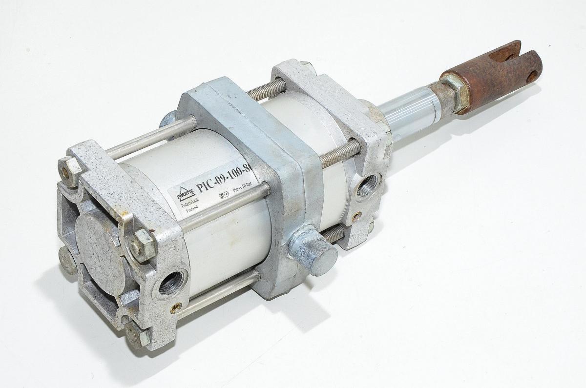 Pimatic PIC0910080 doubleacting ISO 6431 standard cylinder + Central trunnion mount + Piston