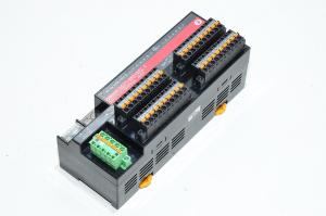 Omron DST1-MD16SL-1 Turva i/o terminaali *uusi*