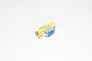 VGA naaras-naaras adaptermuunnin 
