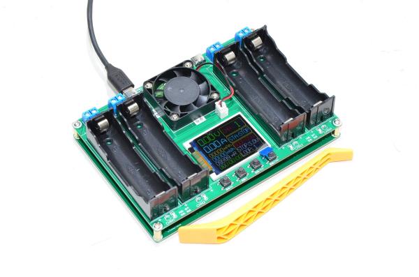 4x 18650 Li-ion battery charger / battery tester, USB C or 5VDC *new*