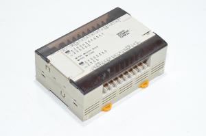 Omron Sysmac mini CPM1A-30CDR-D ohjelmoitava ohain, CPU yksikkö *kiinnikkeet leikattu*