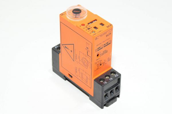 Syrelec Crouzet BCR U ajastinrele jossa sisääntulo 220VAC tai 24VAC / 24DC ja 1x NC / NO kärjet 10A 250V 0.1s-10h