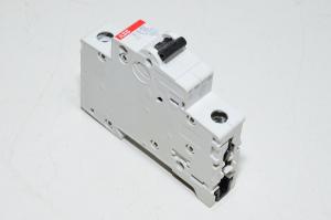 10A 1-vaihe C-tyypin automaattisulake / johdonsuojakatkaisija ABB S201 C10 230VAC / 400VAC
