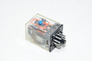 Omron MK3P5-S 11-pin Sub-Magnal B11A pyöreäkantainen moninaparele rele 250VAC/28VDC, 3PDT 