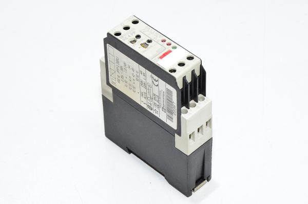 Telemecanique RE4PP13BU 09967 time delay relay, 4A 250VAC contacts