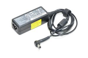 19VDC 2,1A 40W ulostulo, 100-240VAC sisääntulo Chicony A13-040N3A hakkurivirtalähde, 5,5x1,4-1,5mm DC plugi