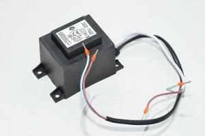 230VAC sisään 23VAC 30VA ulos Johnson Diversey muuntaja MEC-T3987