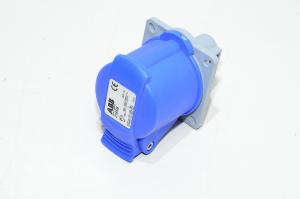 ABB 216R6 paneeliasennus pistorasia 16A 200-250VAC 6h voimavirtaliitin IP44